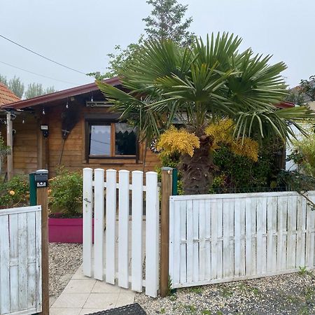 Grand Chalet Tout Equipe 6 Personnes Proche Des Plages Du Debarquement Sommervieu Ngoại thất bức ảnh
