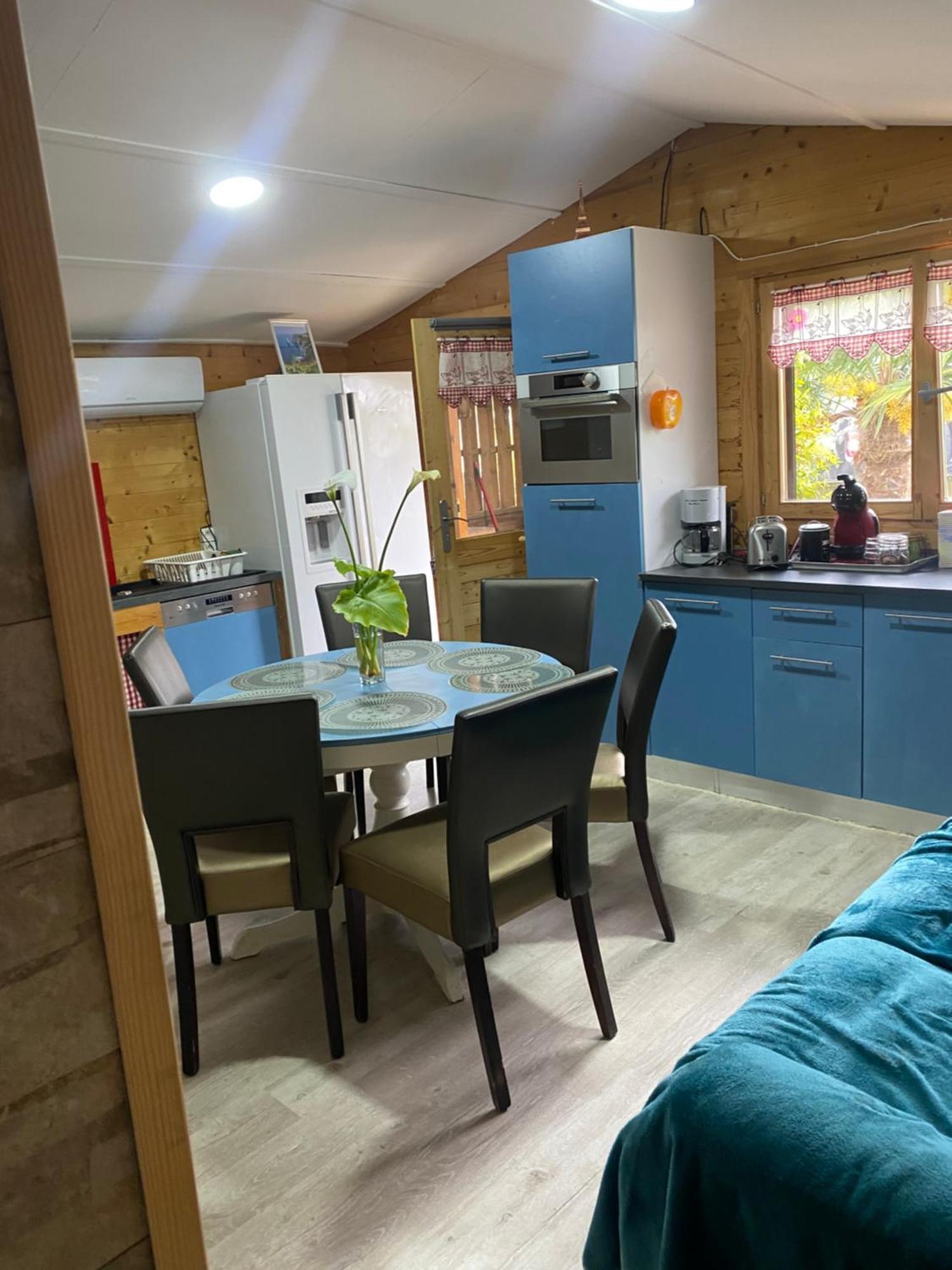 Grand Chalet Tout Equipe 6 Personnes Proche Des Plages Du Debarquement Sommervieu Ngoại thất bức ảnh